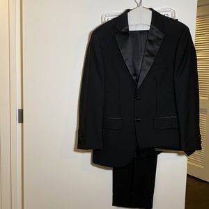 Pronto Uomo Notch Lapel Modern Fit Tuxedo, Black 36S / 30 waist